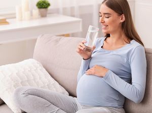 Apakah Ibu Hamil Boleh Makan Mie Instan? Ini Dampaknya Bagi Kesehatan