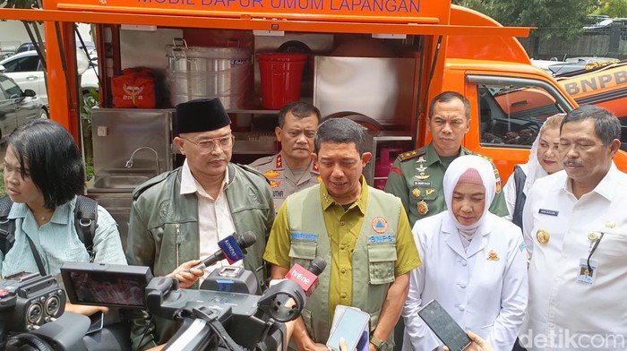 Kepala BNPB, Kepala BMKG, Forkopimda Jateng usai rapat di kantor Pemprov Jateng, Senin (16/3/2024).