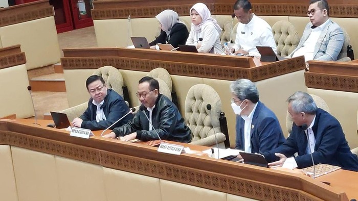 Kepala Otorita Ibu Kota Nusantara Bambang Susantono, dalam paparannya di Rapat Dengar Pendapat (RDP) bersama Komisi II DPR RI, Senayan, Jakarta Selatan, Senin (18/3/2024).