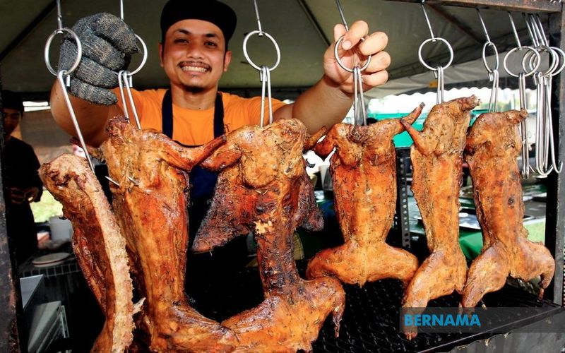 Menu Daging Kelinci Panggang Laris Manis Saat Ramadan di Malaysia