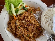 Niat Bantu Penjual Makanan Sepi Ternyata Rasa Makanannya Tak Enak