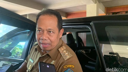 Pj Gubernur Bali Sang Made Mahendra Jaya di kantor DPRD Provinsi Bali, Denpasar, Senin (18/3/2024).