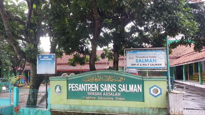 Pondok Pesantren Sains Salman Cirebon