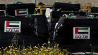 Pengiriman kedua, sebut World Central Kitchen, juga akan mencakup forklift dan crane untuk membantu penyaluran bantuan. Namun demikian belum diketahui kapal kapal kedua dari World Central Kitchen dan Open Arms akan berangkat ke pantai Jalur Gaza.  