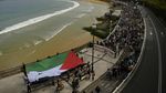 Ratusan Warga Spanyol Berbaring di Tanah Bentuk Protes Genosida di Gaza