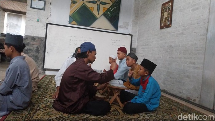 Rumah Tuli Jatiwangi Majalengka, Tempat Belajar Ilmu Agama Tuna Rungu