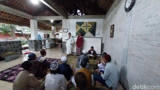 Rumah Tuli Jatiwangi Majalengka, Tempat Belajar Ilmu Agama Tuna Rungu