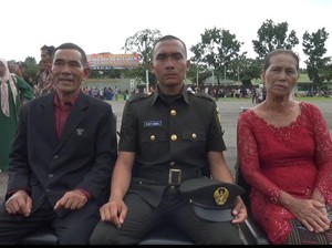 Kisah Perjuangan Sahat, Penyadap Karet di Muara Enim Jadi Anggota TNI