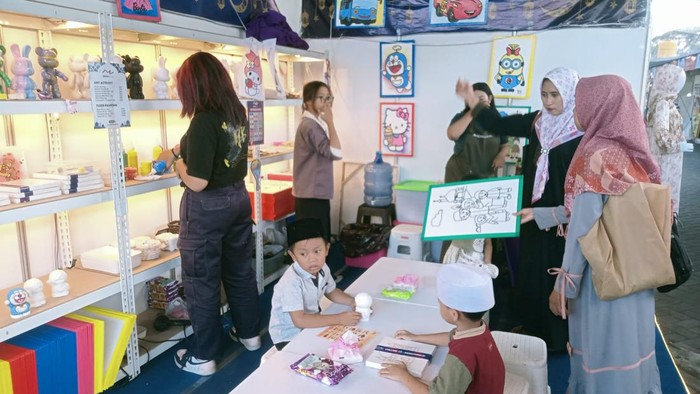 Salah satu stan UMKM di Festival Ramadan Pegadaian di Surabaya
