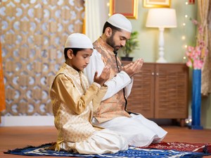 Tata Cara dan Bacaan Shalat Tarawih 8 Rakaat dan Witir 3 Rakaat
