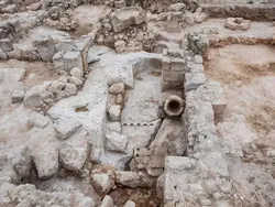 Melihat Kota Zaman Islam Awal yang Dihancurkan Israel