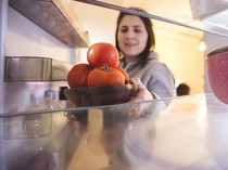 Cara Menyimpan Tomat di Kulkas yang Benar agar Tetap Segar dan Tahan Lama