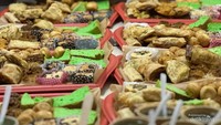 Menu takjil tersedia berkat gotong royong jemaah di Utrecht, Belanda.