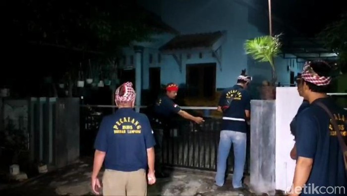 Umat Hindu di Bandar Lampung patroli malam jaga rumah warga saat salat Tarawih