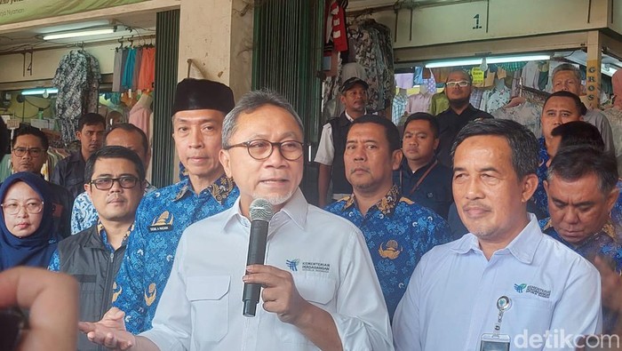 Zulhas Sidak ke Pasar Anyar Bogor Temui Harga Beras hingga Cabai Turun