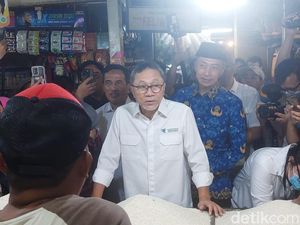 Zulhas Sidak ke Pasar Anyar Bogor, Harga Beras hingga Cabai Turun