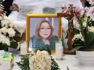 Adik Meninggal Dunia, Melly Goeslaw Janji Dampingi Keponakan Wisuda