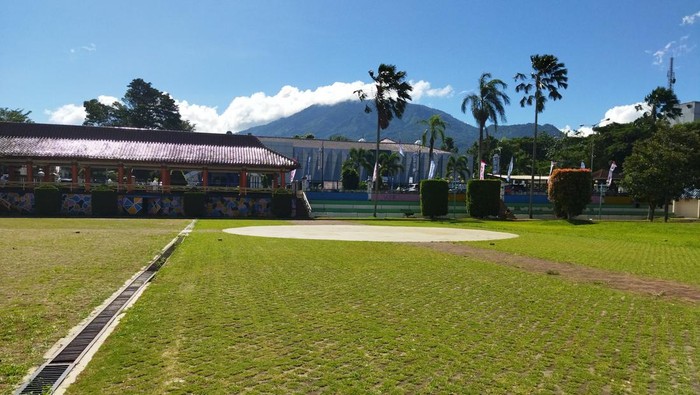 Alun-alun Pandeglang. (Aris Rivaldo/detikcom)