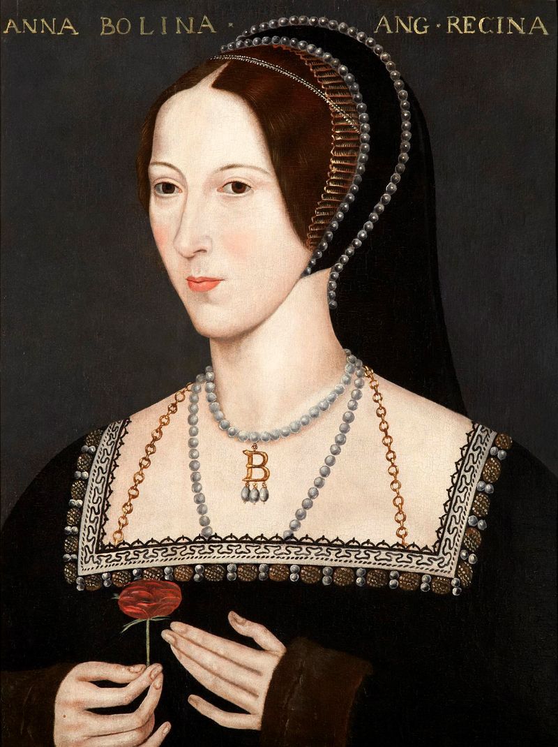 Anne Boleyn Anne Boleyn yang merupakan permaisuri kedua Raja Henry VIII.