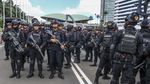 Brimob Amankan Demo di Depan DPR