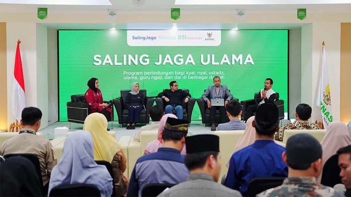 BSI Maslahat, Badan Amil Zakat Nasional (BAZNAS), dan Kitabisa berkolaborasi meluncurkan program Saling Jaga Ulama (SJU), yakni program perlindungan diri bagi kyai, nyai, ustadz, ulama, guru, dan dai di berbagai daerah.