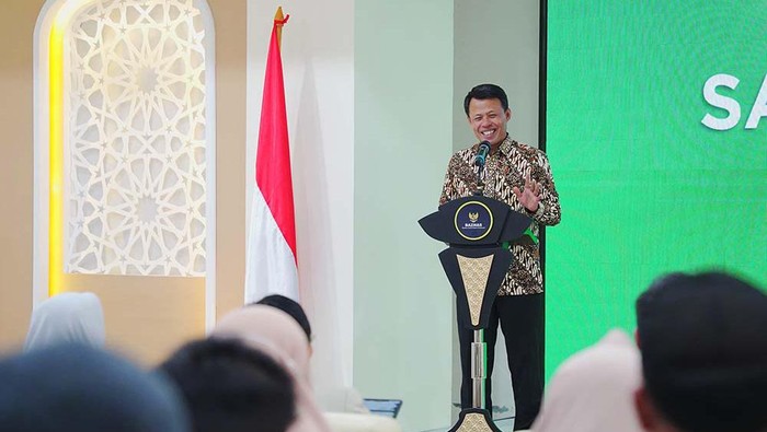 BSI Maslahat, BAZNAS, dan Kitabisa Hadirkan Program Saling Jaga Ulama BSI Maslahat, Badan Amil Zakat Nasional (BAZNAS), dan Kitabisa berkolaborasi meluncurkan program Saling Jaga Ulama (SJU), yakni program perlindungan diri bagi kyai, nyai, ustadz, ulama, guru, dan dai di berbagai daerah.