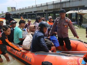 Cerita Warga Demak Ngerinya Banjir Sempat Capai 3 Meter