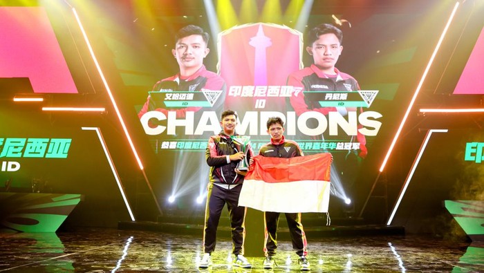 Indonesia berhasil menjadi yang terbaik di dunia game sepakbola virtual. Tim Merah-Putih menjuarai perhelatan EA Sports FC Pro Mobile Festival 2024.