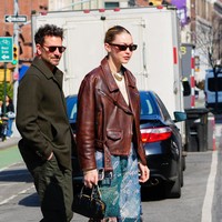 Sumber mengatakan bahwa hubungan mereka semakin serius. Sama-sama sudah memiliki anak, Gigi dan Bradley justru merencanakan kehidupan berumah tangga. Foto: GC Images/Gotham via Getty Images