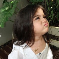 Foto-foto imut dan menggemaskan baby Guzel sendiri kerap dibagikan oleh orangtuanya ke akun Instagram. Terlihat jika Guzel sudah jago berpose di depan kamera. Foto: Instagram/@marginw