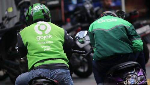 Kementerian Ketenagakerjaan mengeluarkan Surat Edaran terkait pembayaran THR untuk para pekerja. Kemnaker menyebut ojol dan kurir berhak menerima THR.