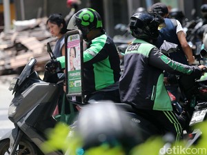 Ragam Bentuk THR buat Driver Ojol, Tak Harus Uang Tunai
