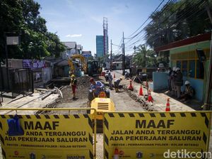 Warga Keluhkan Banjir Lebih Parah Sejak Ada Proyek Polder Tanjung Barat