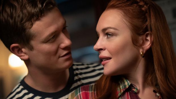 Cuplikan adegan dalam film Irish Wish (2024).