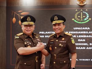Jaksa Agung Lantik Narendra Jatna dan Leonard Simanjuntak Jadi Staf Ahli