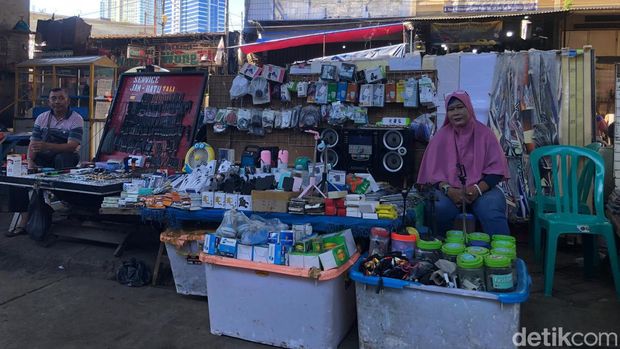 Kondisi Existing di Area Pedagang Campuran (Blok C) di Pasar Kebayoran Lama. (Rifka Amalia/detikcom)