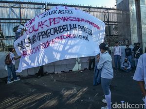 Lagi, Massa Pelajar Kembali Serukan Tolak Hak Angket di DPR