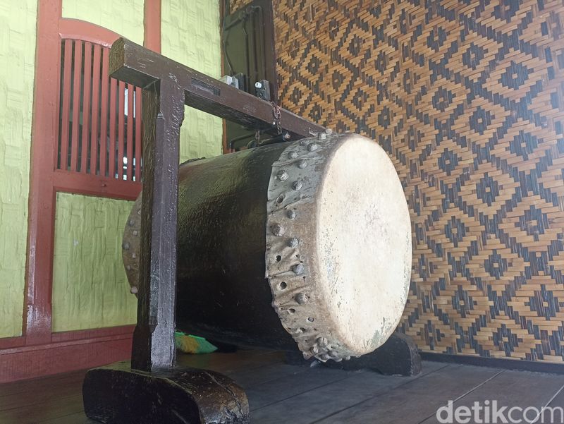 Langgar gantung berusia hampir 2 abad di Kota Blitar yang masih eksis hingga saat ini
