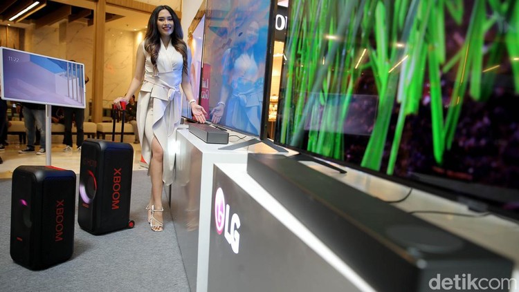 LG Electronics Indonesia (LG) memperkenalkan deretan perangkat audio terbarunya dengan membawa inovasi dan kolaborasi teknologi yang mumpuni di dalamnya.
