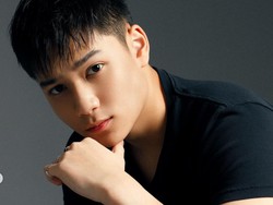 8 Foto Marco Putra Ari Wibowo Kini Jadi Model, Tak Kalah Tampan Dari Ayahnya