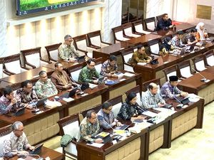 Soal PPN Naik Jadi 12%, Sri Mulyani Serahkan ke Presiden Baru