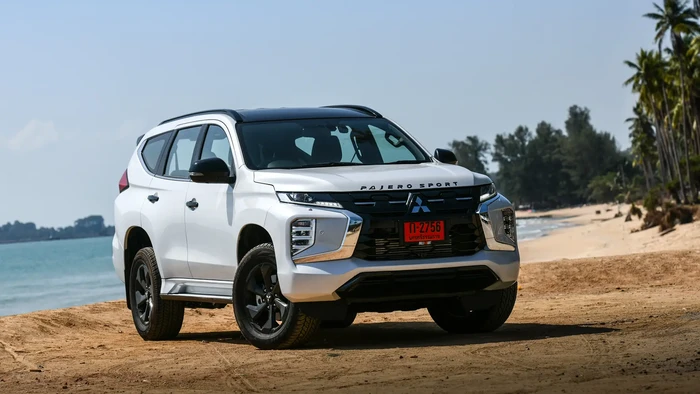 New Mitsubishi Pajero Sport Facelift
