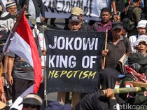 Penampakan Massa Demo yang Padati Depan DPR