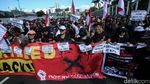 Penampakan Massa Demo yang Padati Depan DPR