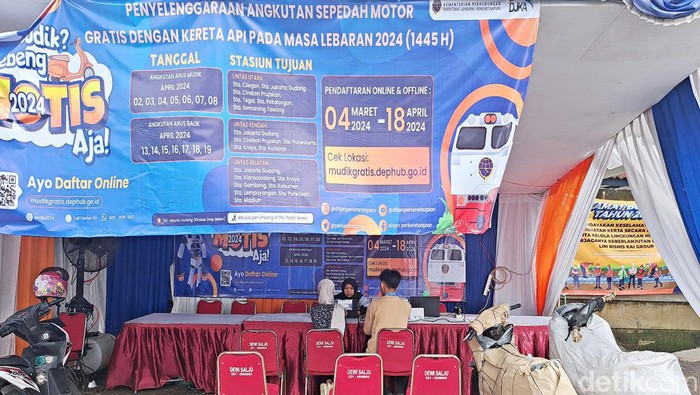Pendaftaran mudik motor gratis yang dibuka oleh Daop 3 Cirebon