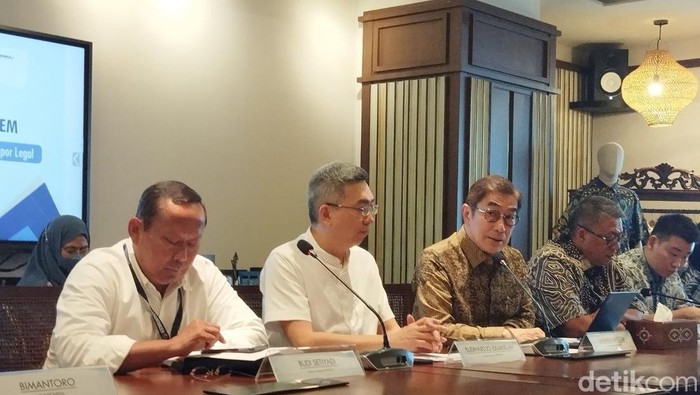 Pengusaha buka suara respons Permendag 36