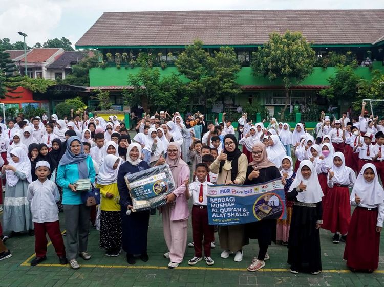 Penyaluran Bantuan Sarana Ibadah di Bulan Ramadan