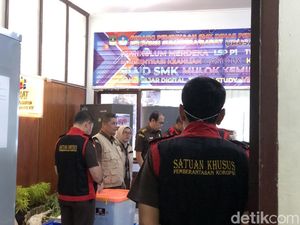 Penyidik Kejati Geledah Kantor Disdik Sumbar, Sejumlah Berkas dan 1 Komputer Disita