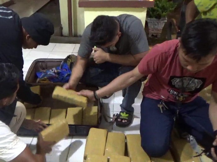 Polisi menggagalkan penyelundupan 28 kg ganja via Pelabuhan Bakauheni
