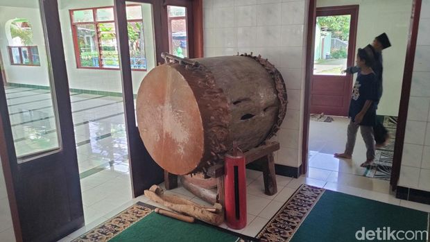 Potret Masjid Kedondong Kulon Progo. Masjid ini konon merupakan salah satu peninggalan Sunan Kalijaga dan sudah berusia 5 abad. Foto diambil Selasa (19/3/2024)